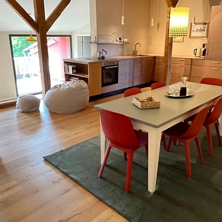 Grosse Wohnung Mit Loggia テンプリーン エクステリア 写真