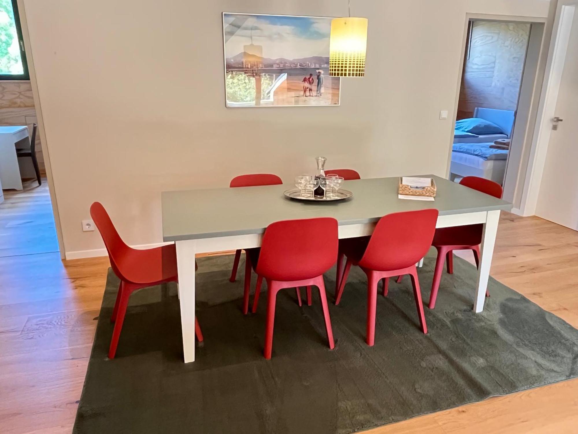 Grosse Wohnung Mit Loggia テンプリーン エクステリア 写真